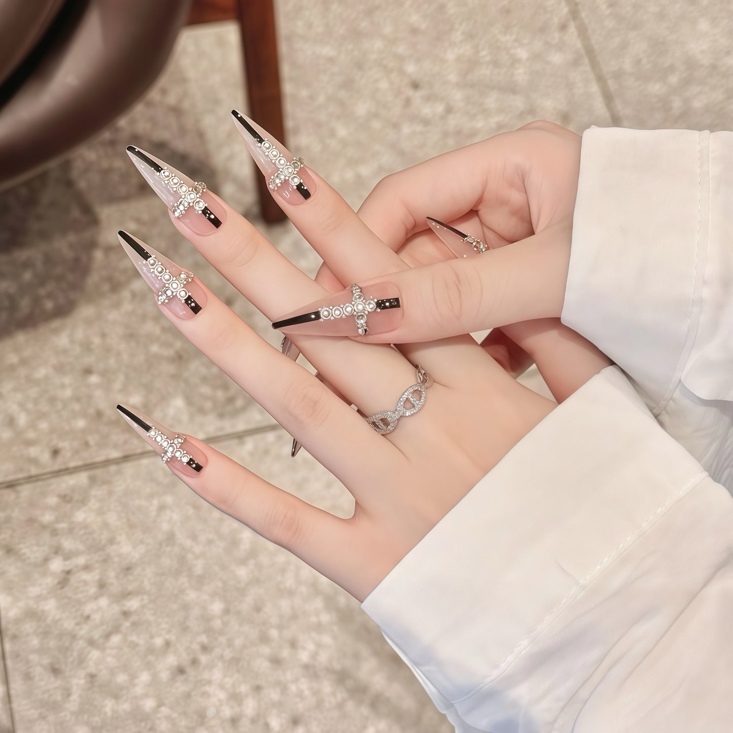 ZX-2298-AM-Shiny Diamonds Nails