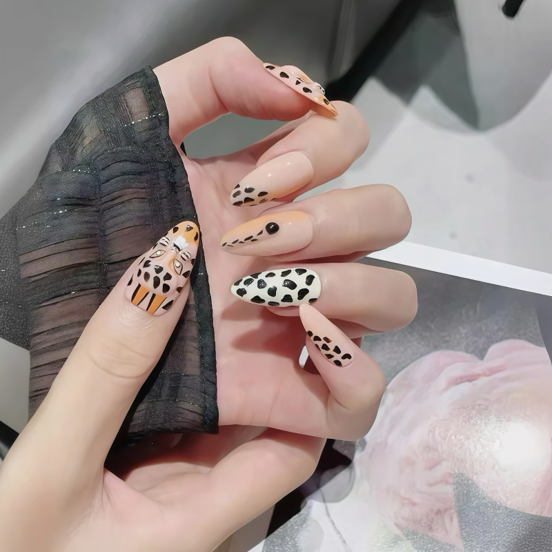 ZX-1099-AM-Shiny Diamonds Nails