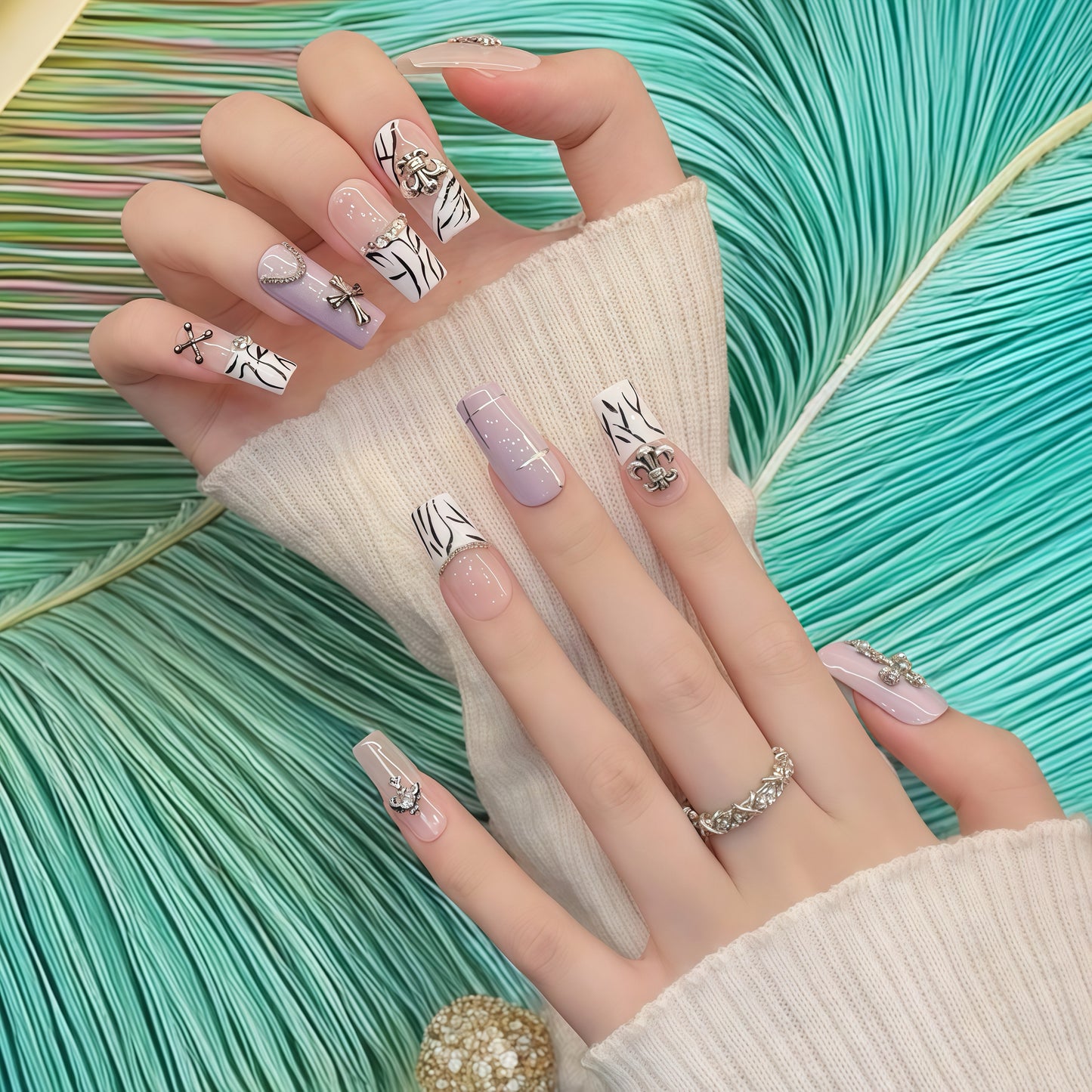 ZX-2027-AM-Shiny Diamonds Nails