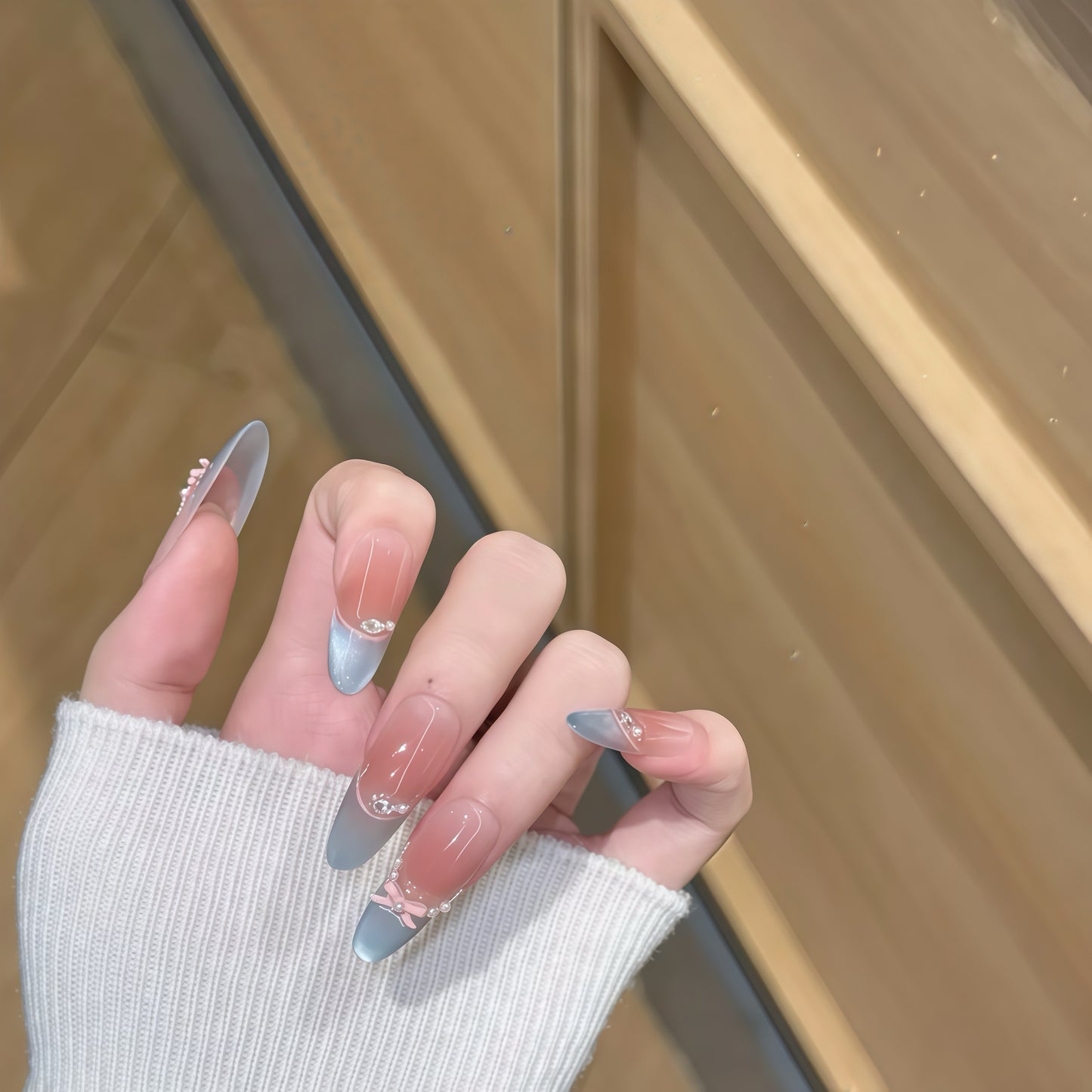 ZX-5-CH-Shiny Diamonds Nails