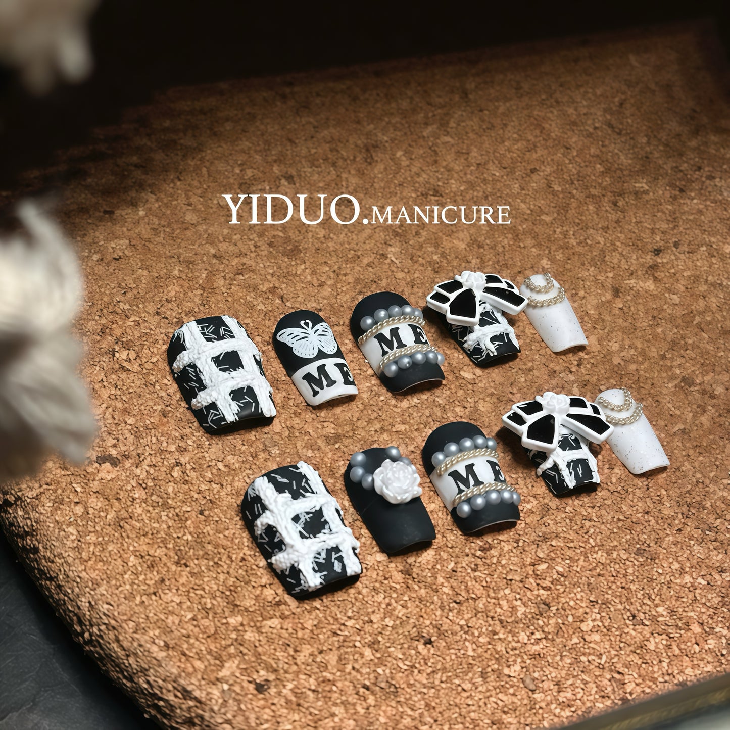 ZX-470-AM-Shiny Diamonds Nails