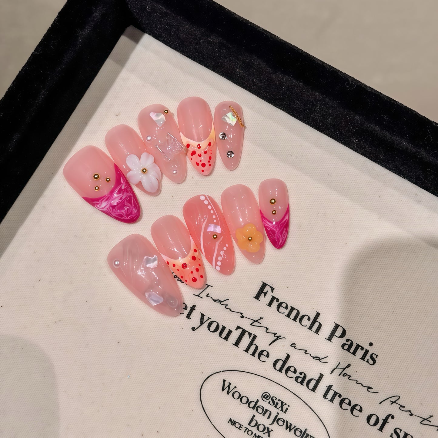 ZX-2182-CH-Shiny Diamonds Nails