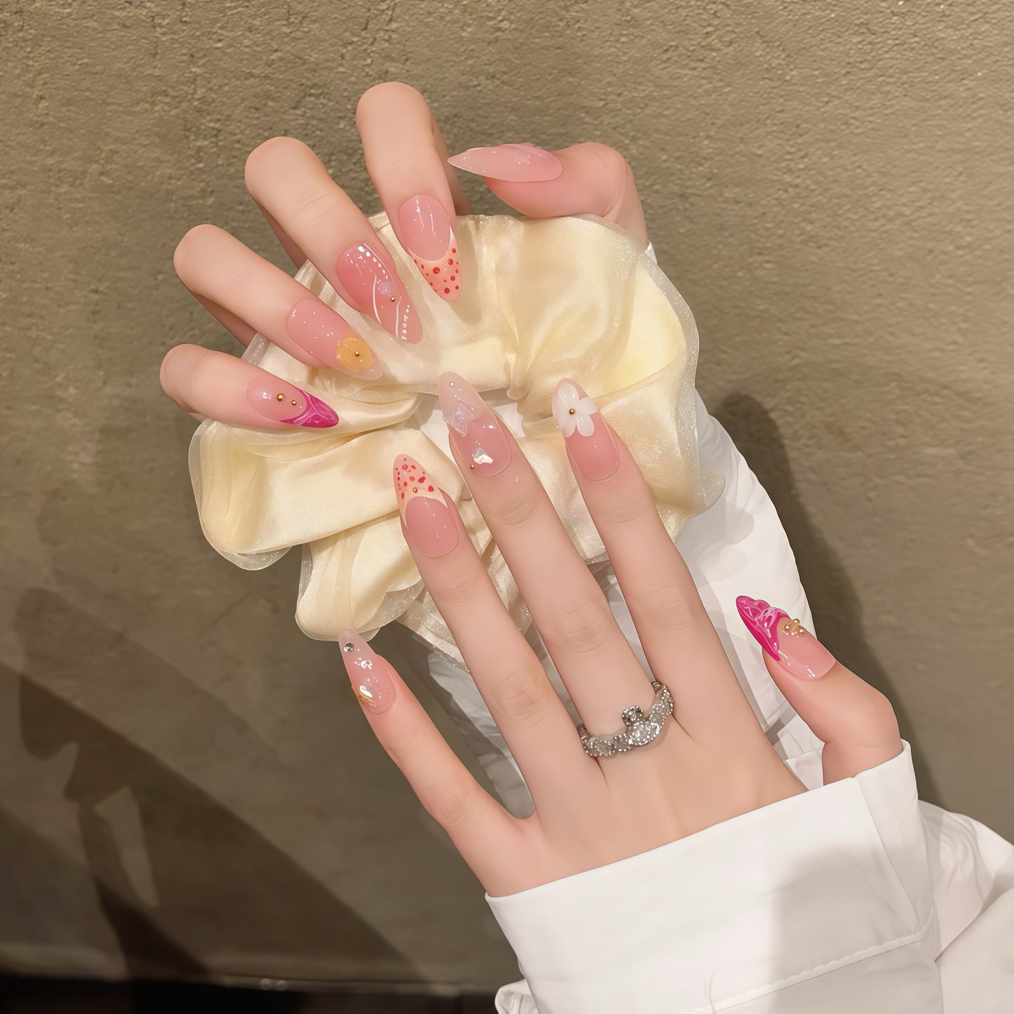 ZX-2182-CH-Shiny Diamonds Nails