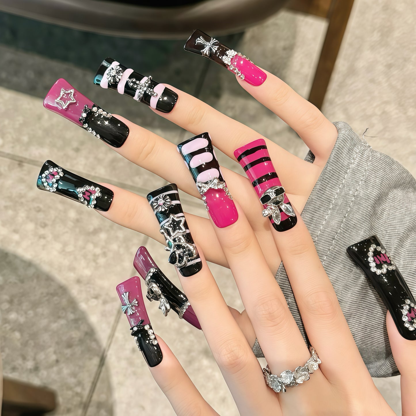 ZX-2109-AM-Shiny Diamonds Nails