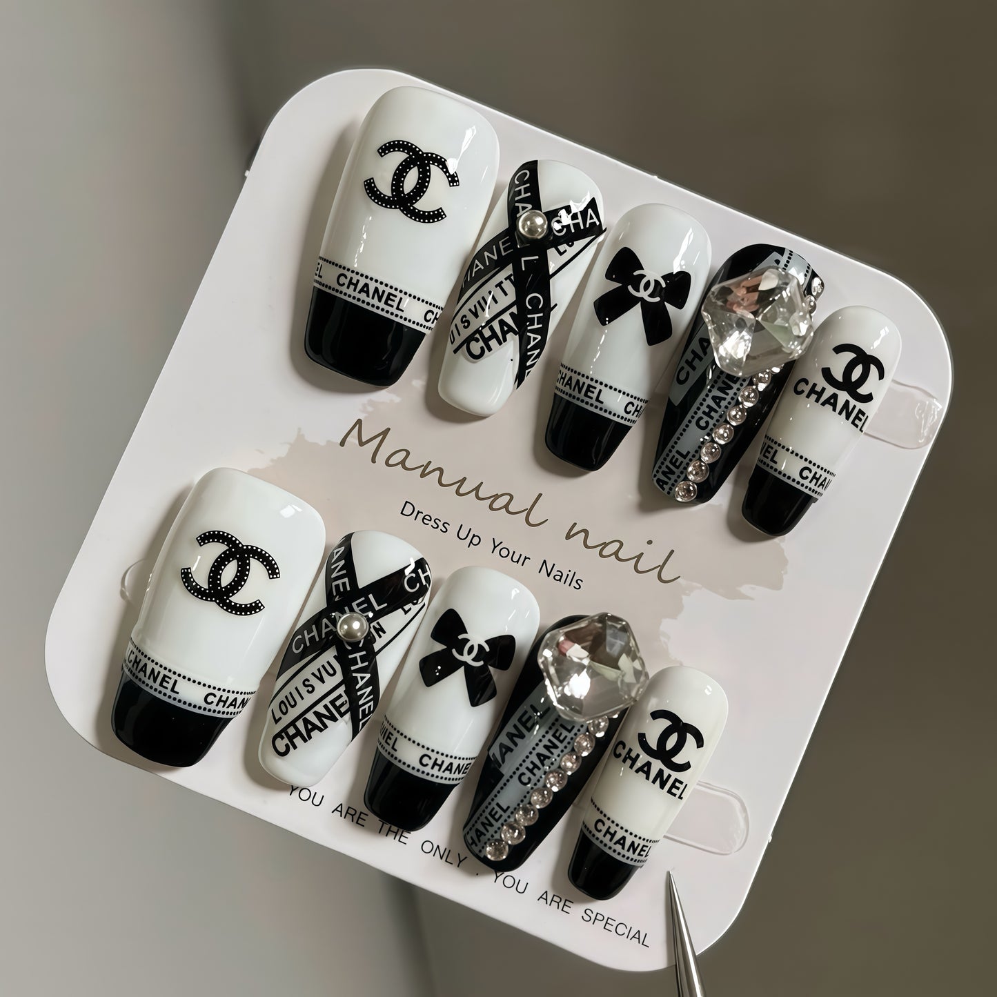 ZX-269-AM-Shiny Diamonds Nails