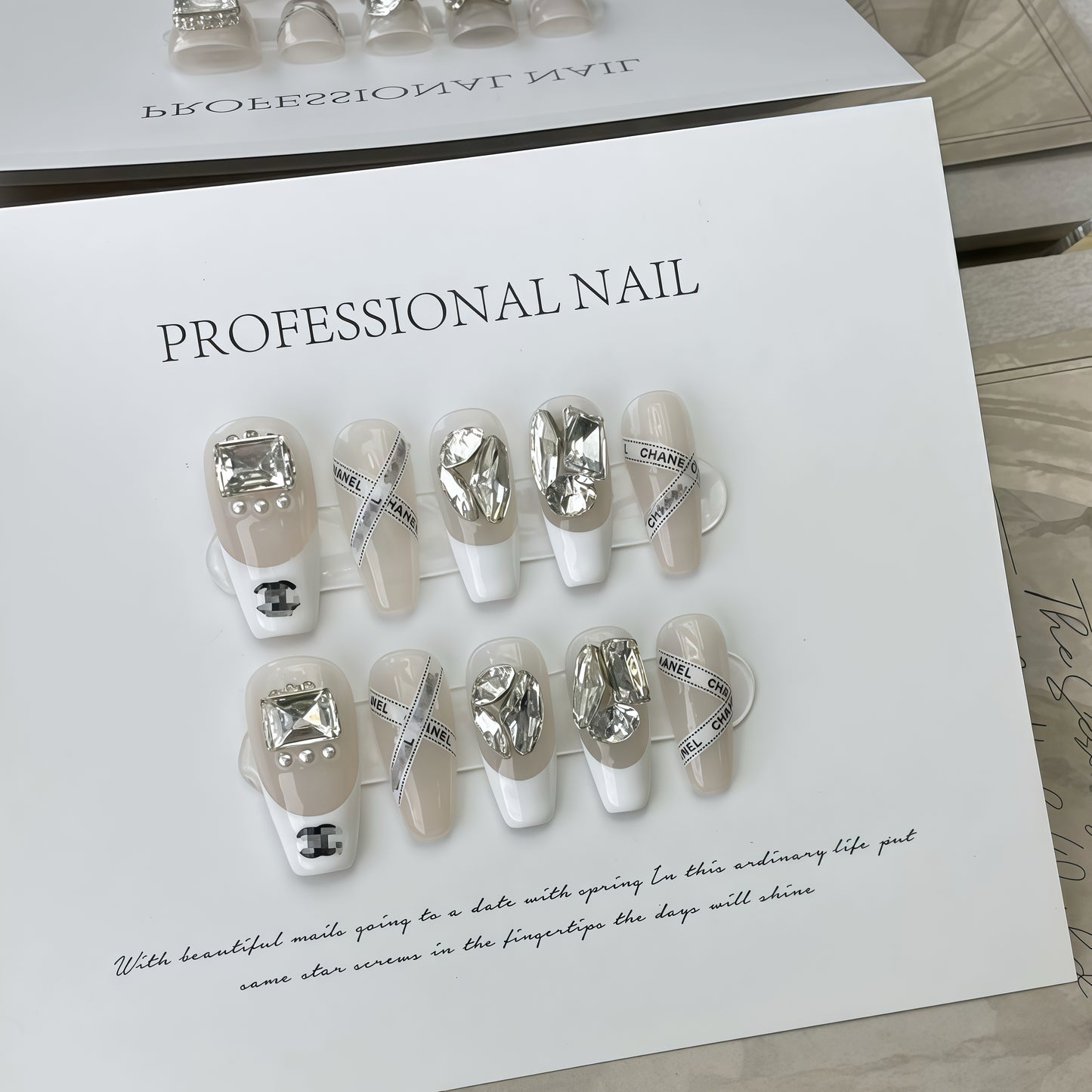 ZX-579-AM-Shiny Diamonds Nails