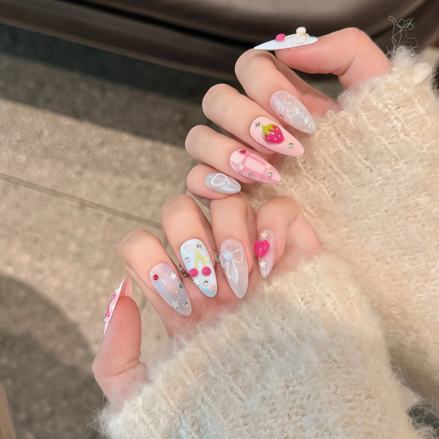 ZX-2552-CA-Shiny Diamonds Nails