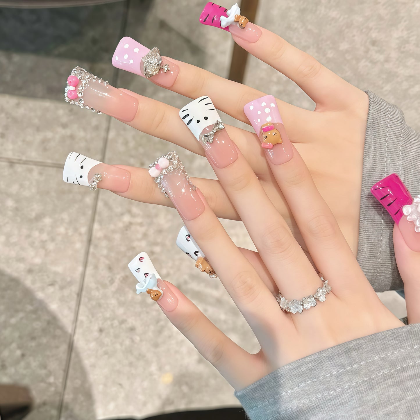 ZX-152-CA-Shiny Diamonds Nails