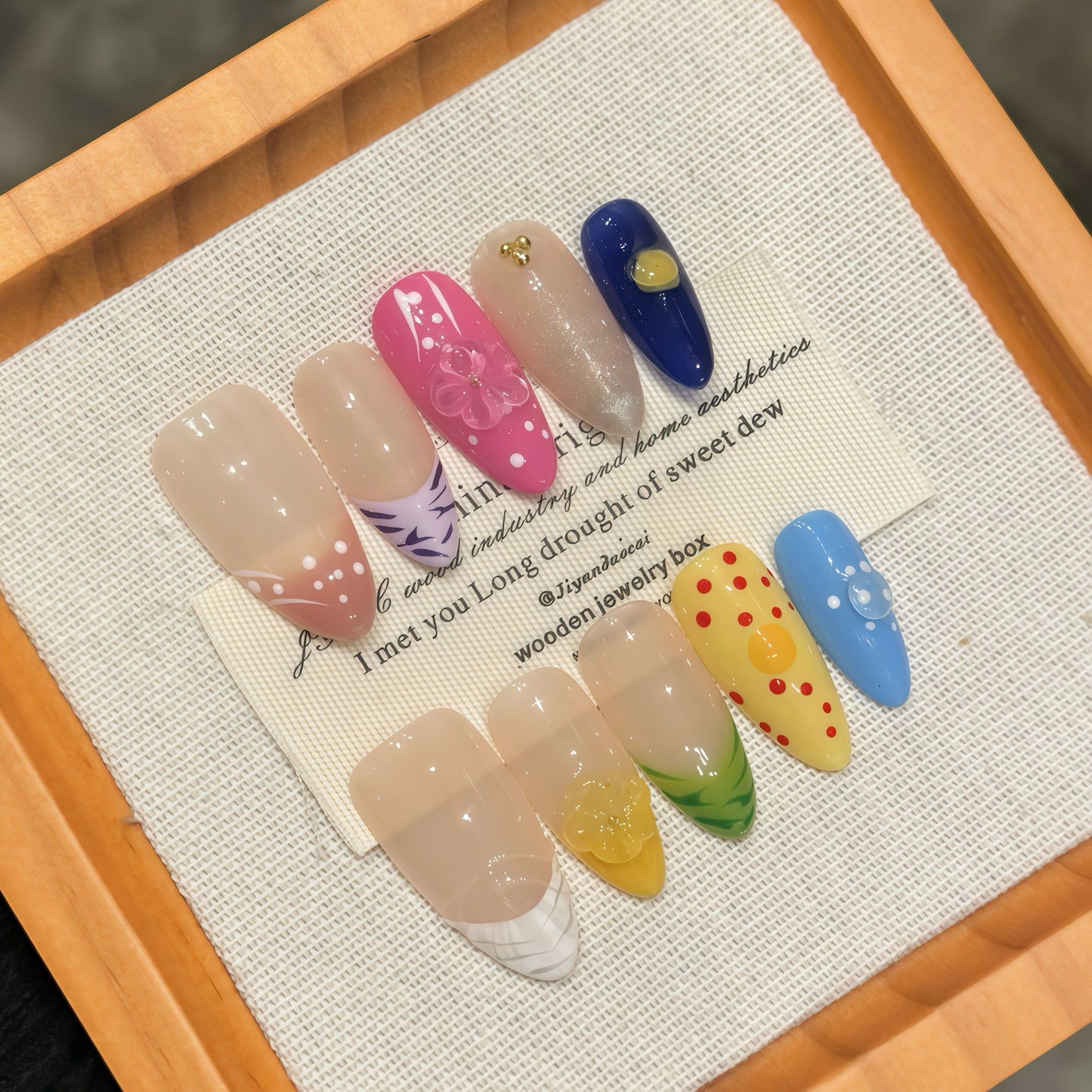 ZX-2504-CA-Shiny Diamonds Nails