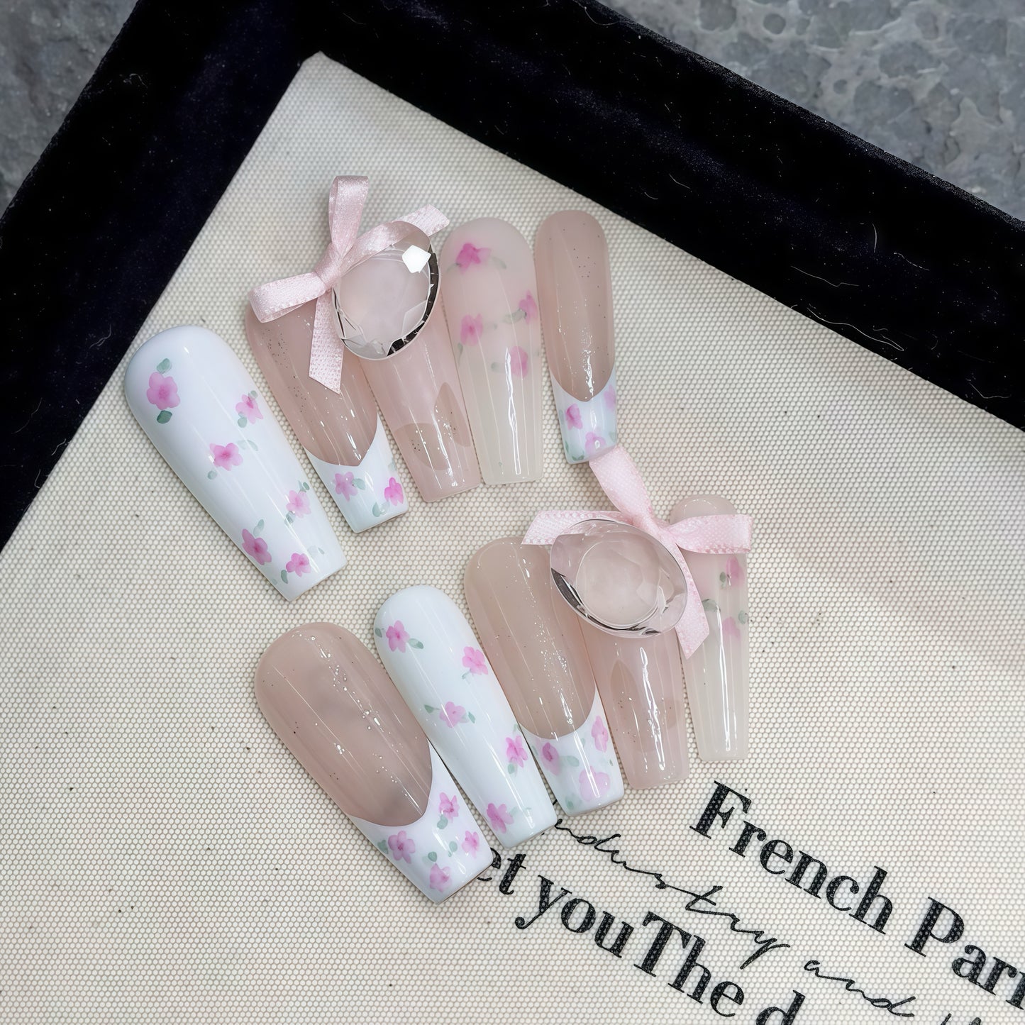 ZX-2061-CA-Shiny Diamonds Nails