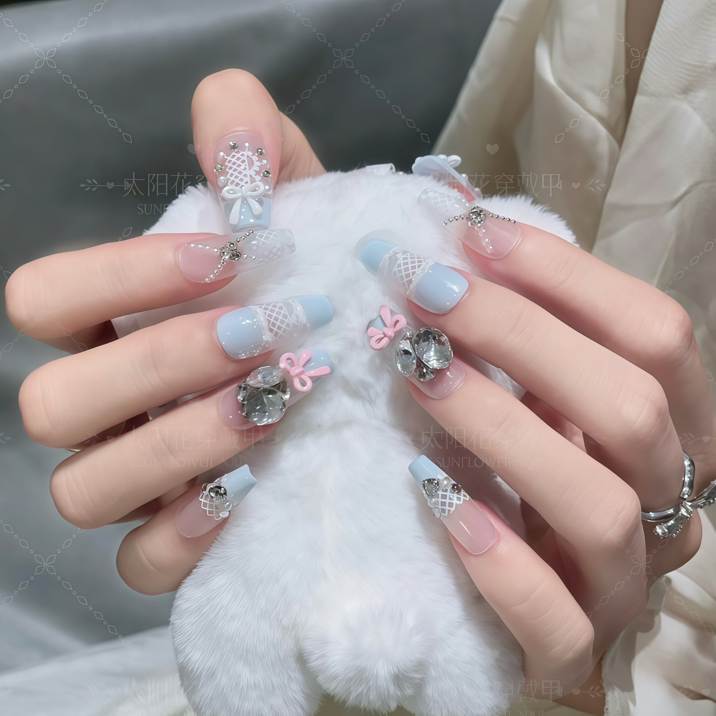 ZX-1847-CA-Shiny Diamonds Nails