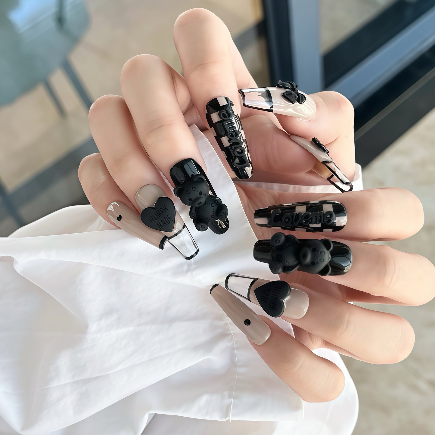 ZX-55-CA-Shiny Diamonds Nails