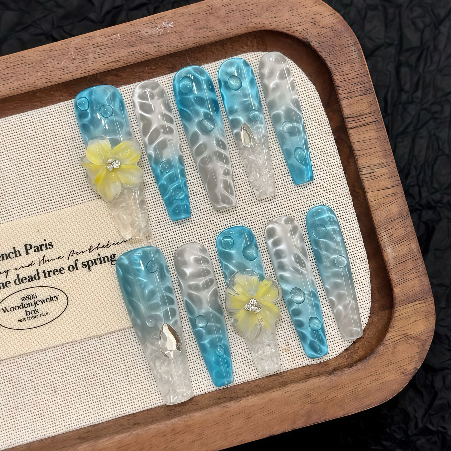 ZX-387-AM-Shiny Diamonds Nails