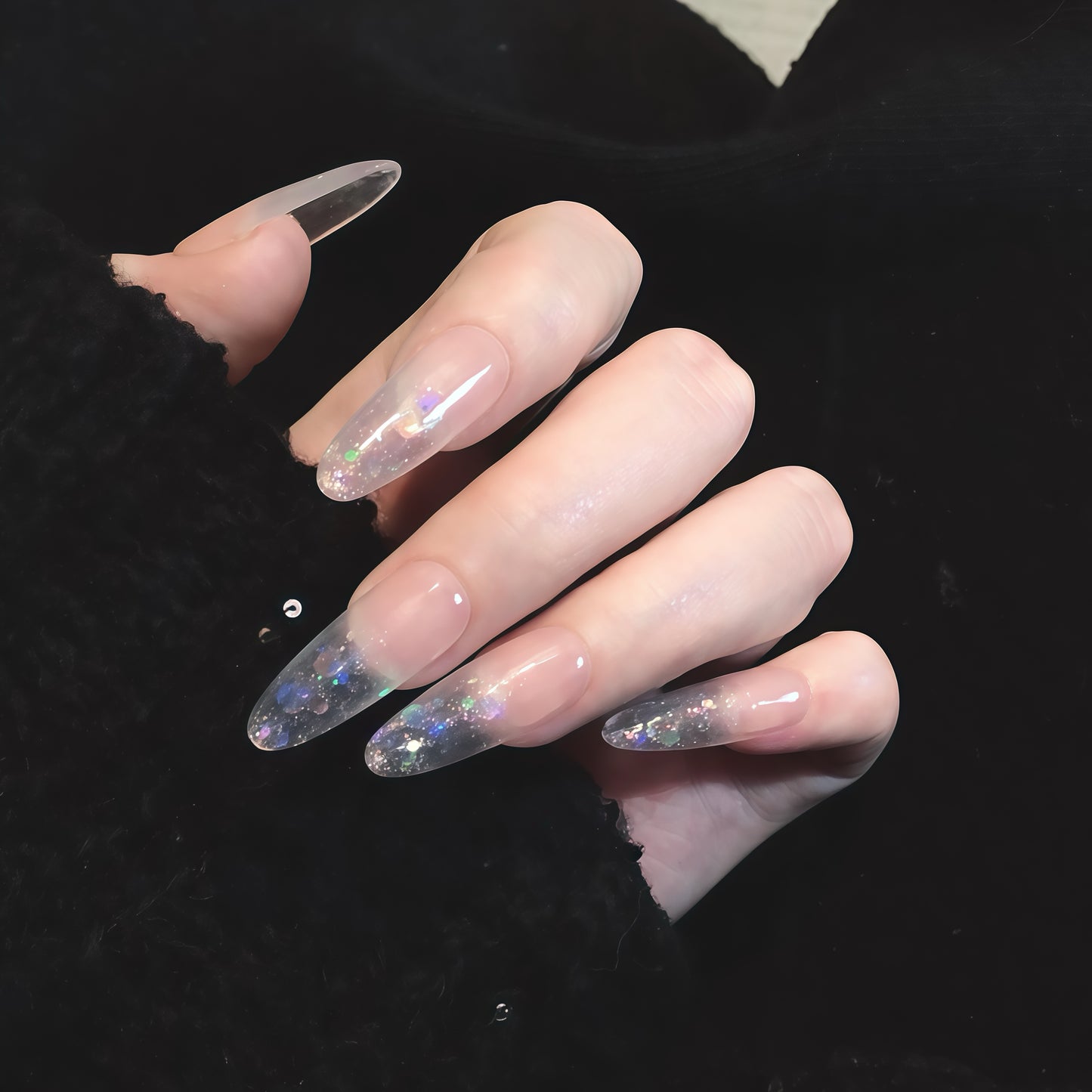 ZX-1796-CA-Shiny Diamonds Nails