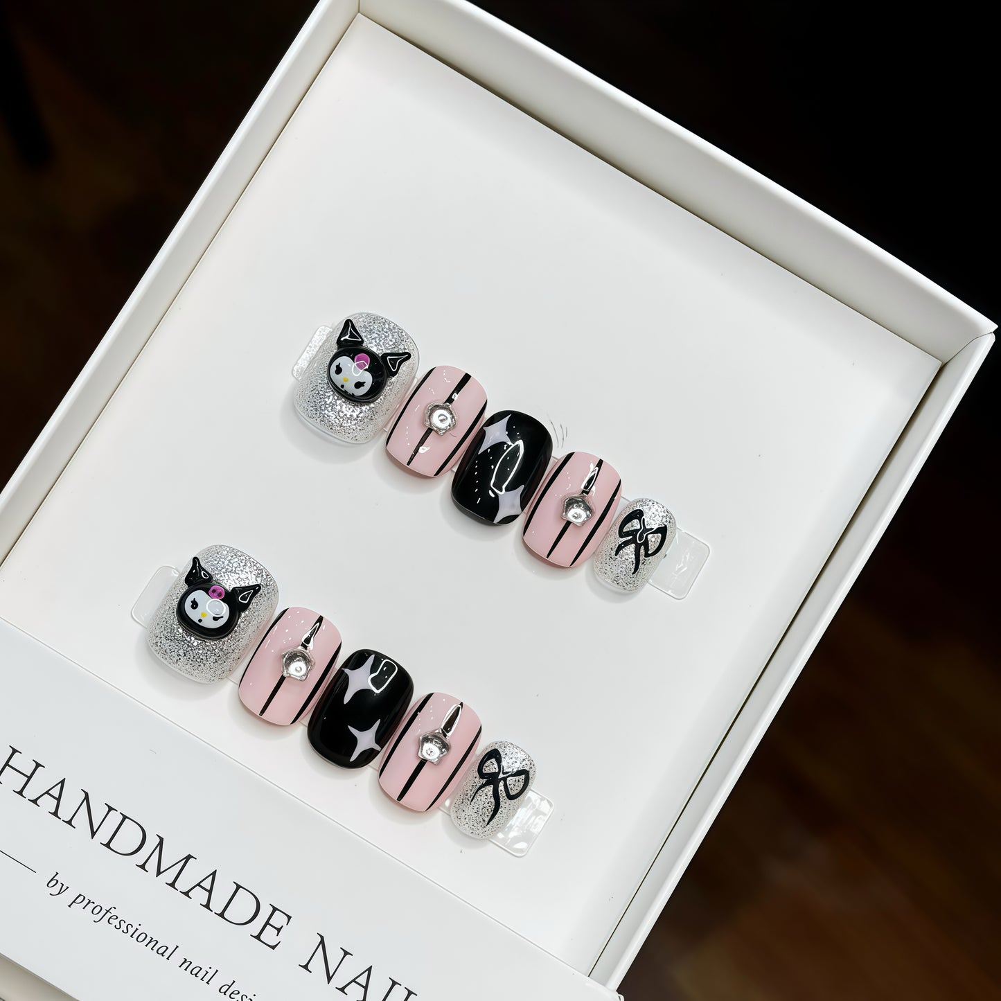 ZX-C73-CA-Shiny Diamonds Nails