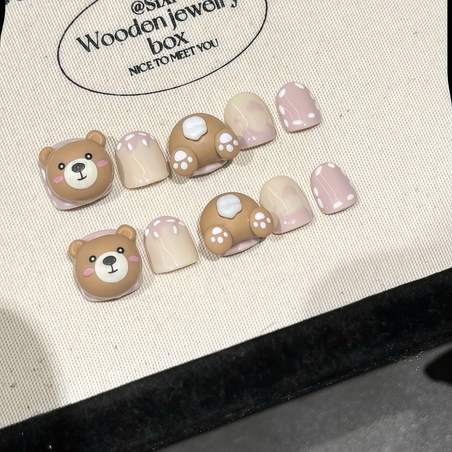 ZX-C84-CA-Shiny Diamonds Nails