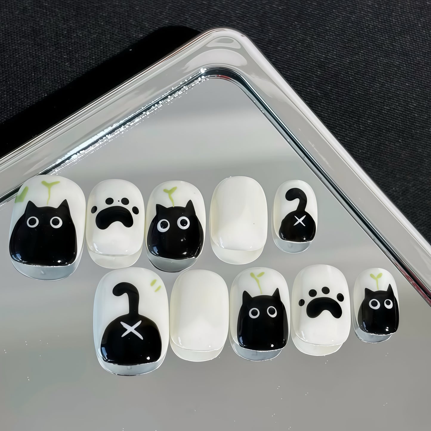 ZX-C111-CA-Shiny Diamonds Nails