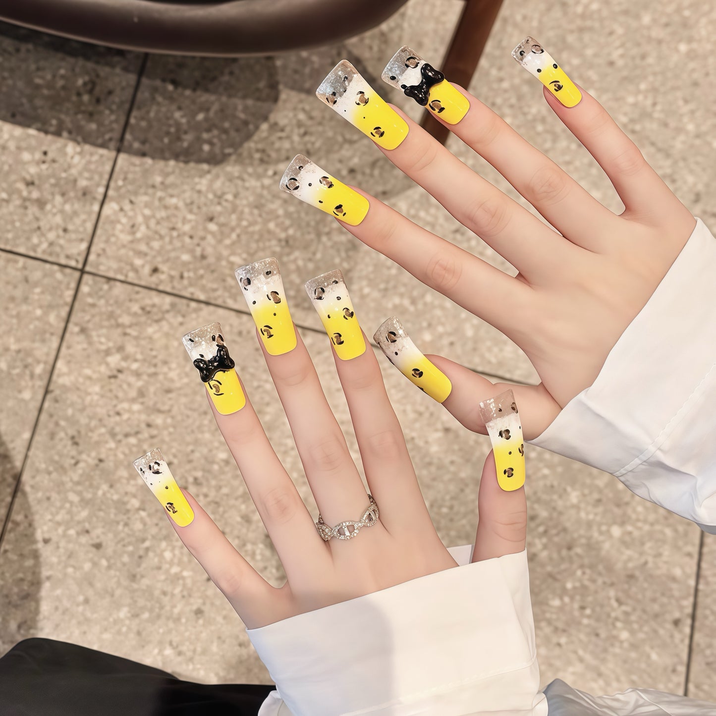 ZX-2239-CA-Shiny Diamonds Nails