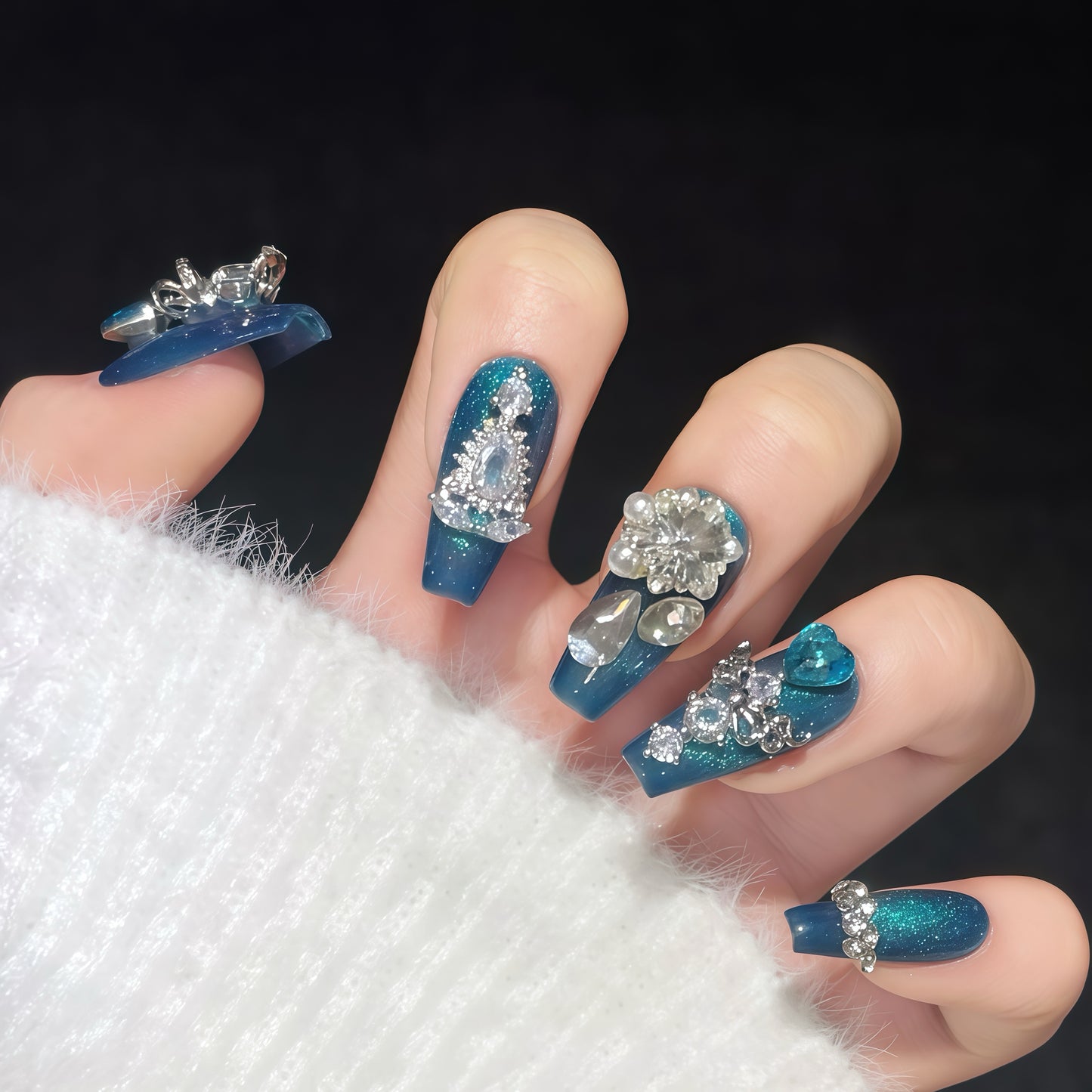 ZX-1220-AM-Shiny Diamonds Nails