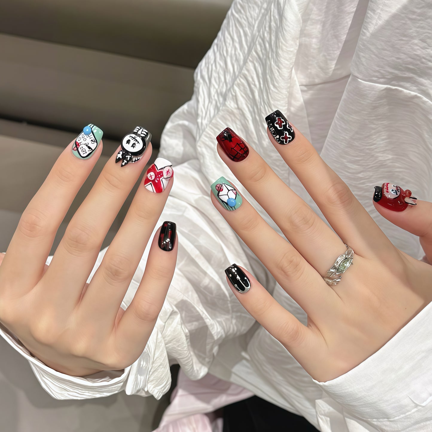 ZX-2075-CA-Shiny Diamonds Nails