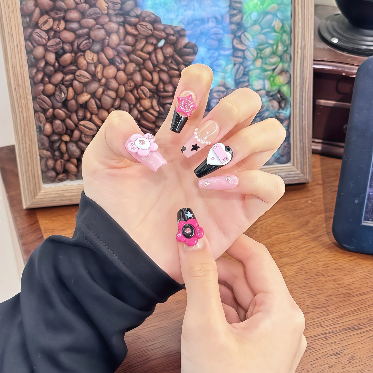 ZX-1395-CA-Shiny Diamonds Nails